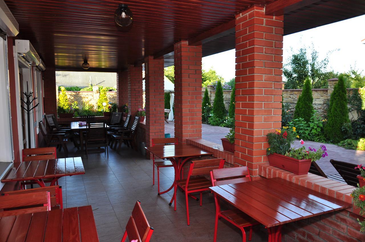 Inn Na Bugaze Karolino-Buhaz Exterior photo