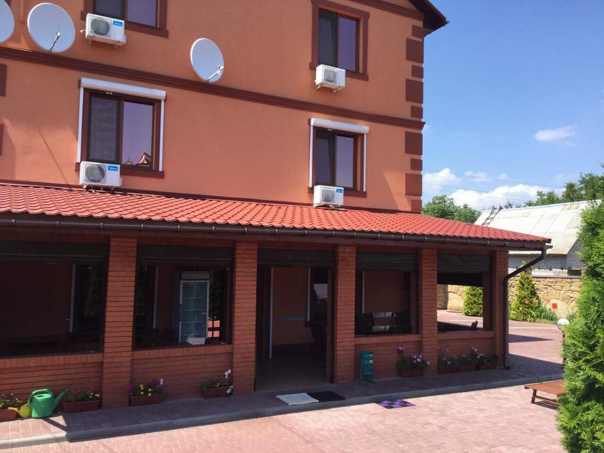 Inn Na Bugaze Karolino-Buhaz Exterior photo